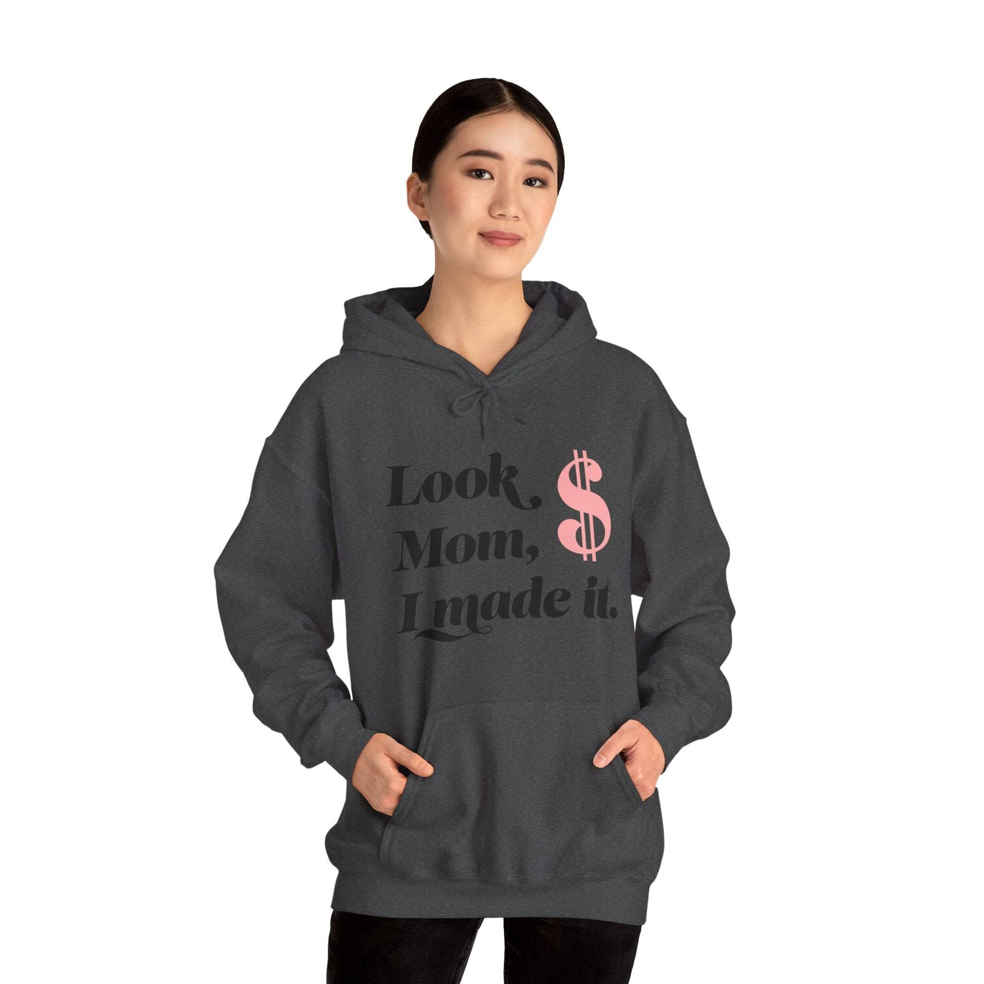 Look Mum  Unisex Heavy Blend™ Hooded Sweatshirt - Zion Legend Fashions
