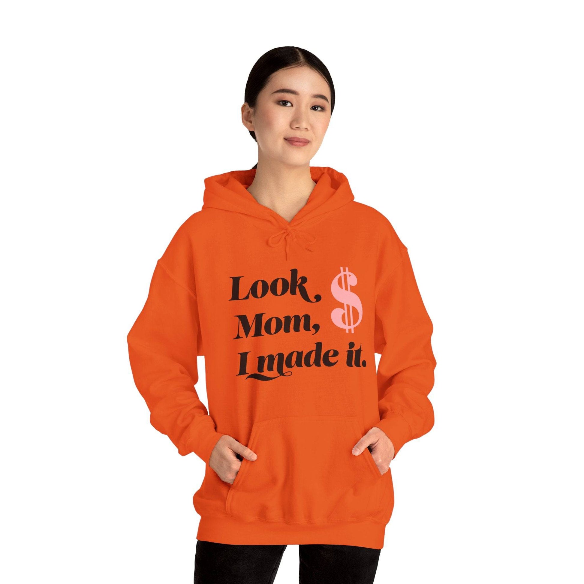 Look Mum  Unisex Heavy Blend™ Hooded Sweatshirt - Zion Legend Fashions